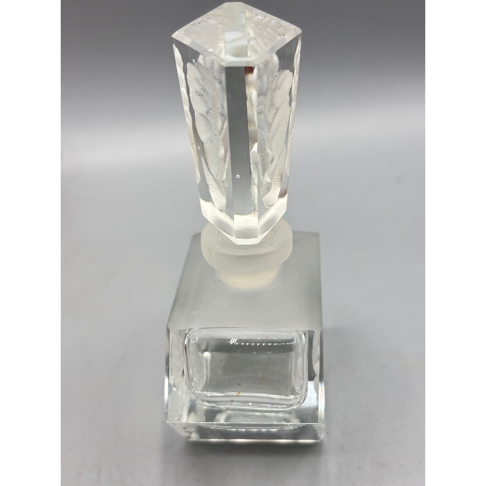 Vintage Glass Perfume Bottle Frosted Floral Intaglio Hexagon Glass Stopper 4" - Picture 4 of 10